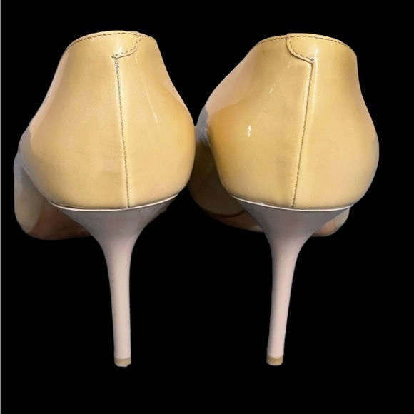 Jimmy Choo Light Mustard Patent Leather Pumps Size 40 (10 USA) - Picture 7 of 14